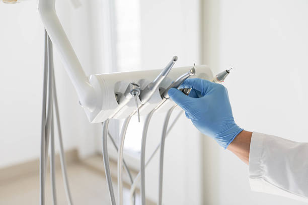 24/7 Emergency Dental Implants experts in Springfield, MI